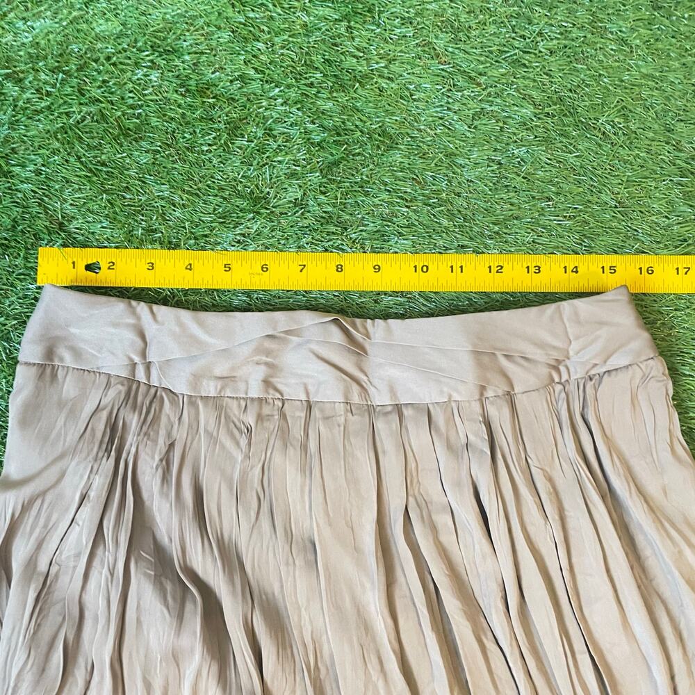 Flowy Neutral Tan / Taupe Maxi Skirt Size Medium - Picture 6 of 7